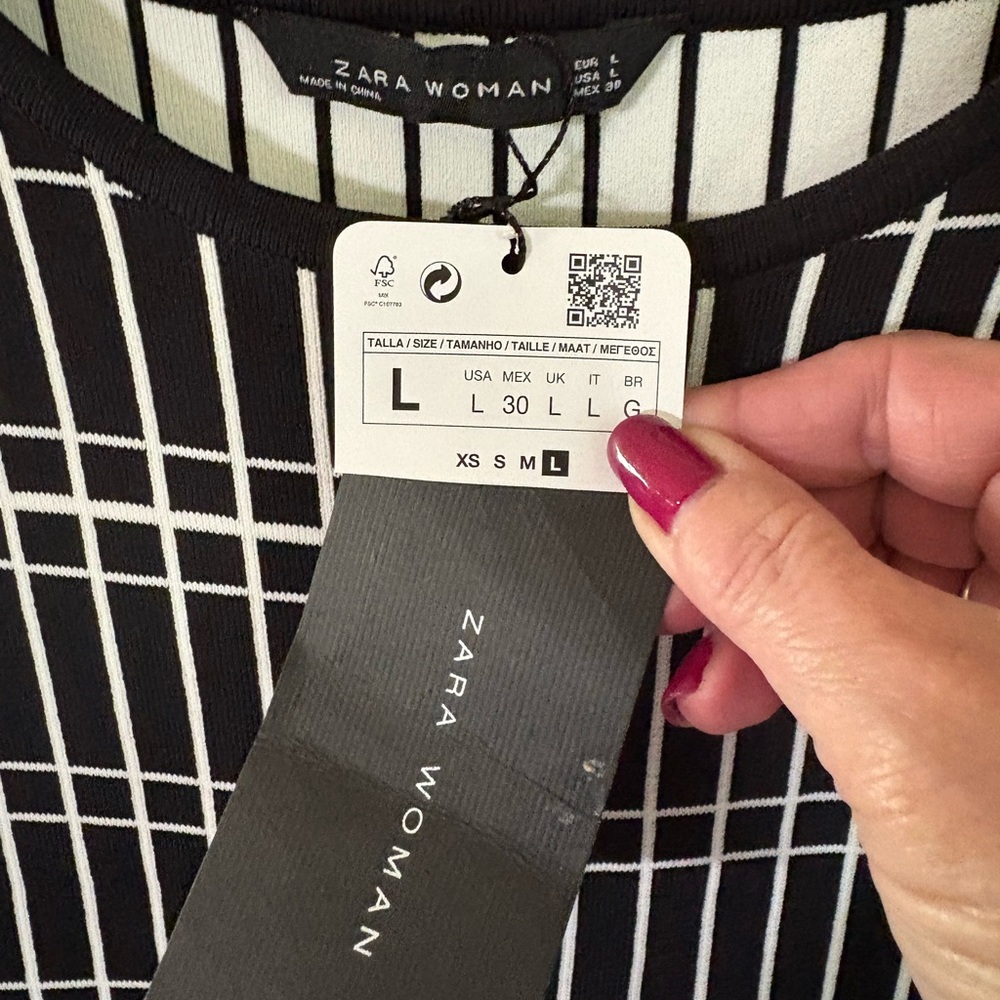 ZARA-NWT large geometric fit & flare mini skater dress. Black/white. New w/tag! - Picture 2 of 15